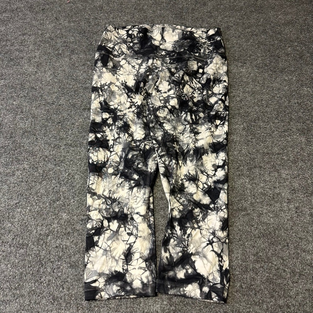 Lululemon Leggings Womens Size 10 Black White Tie Dye High Rise Crop Athletic